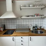 Gaesthus Naera City Och Aelvsjoemaessan